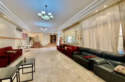 Villa - 4 Bedrooms - 4 Bathrooms for rent in Al Dana st - Muraikh - AlMuraikh - Doha