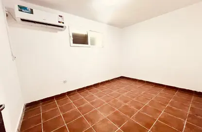 Villa - 1 Bedroom - 1 Bathroom for rent in Old Airport Road - Old Airport Road - Doha