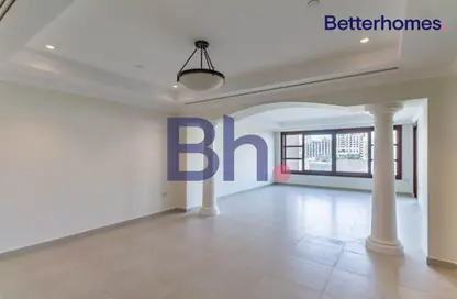 Townhouse - 2 Bedrooms - 3 Bathrooms for sale in West Porto Drive - Porto Arabia - The Pearl Island - Doha
