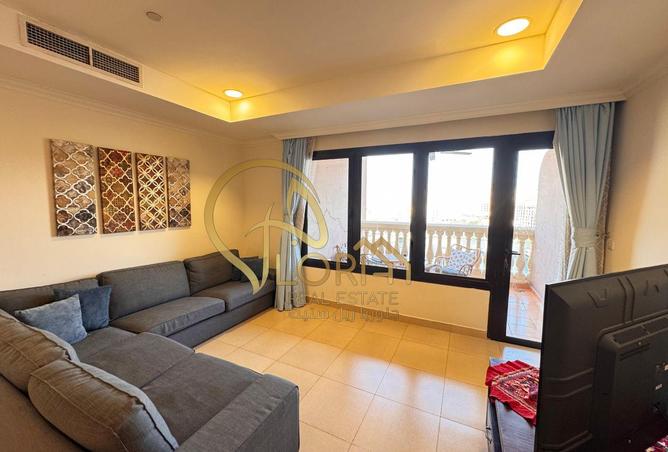 958796 - Property Image 2