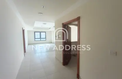 Apartment - 1 Bedroom - 2 Bathrooms for rent in The Pearl Island - Doha