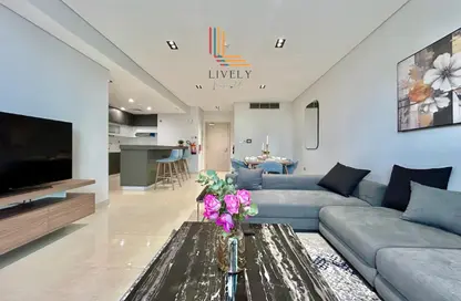 Apartment - 3 Bedrooms - 5 Bathrooms for rent in Marina Tower 21 - Marina District - Lusail