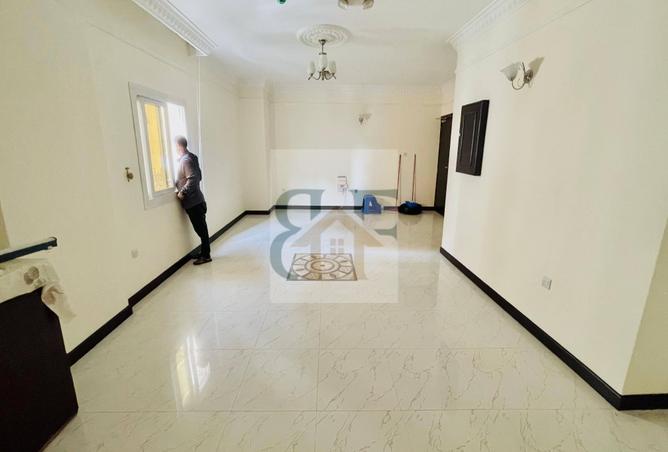 987536 - Property Image 3