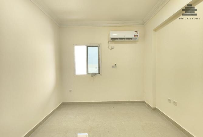 994412 - Property Image 3