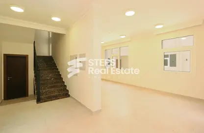 Compound - 5 Bedrooms - 5 Bathrooms for rent in Bu Hamour Street - Abu Hamour - Doha