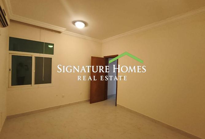 971262 - Property Image 3