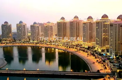 Apartment - 3 Bedrooms - 5 Bathrooms for rent in Viva West - Viva Bahriyah - The Pearl Island - Doha