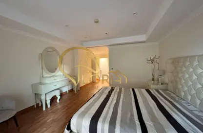 Apartment - 3 Bedrooms - 4 Bathrooms for rent in The Pearl Island - Doha