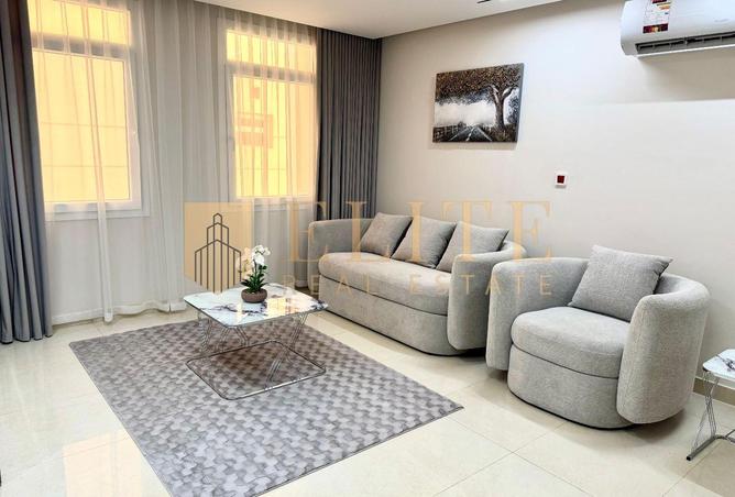 971283 - Property Image 2