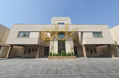 Villa - 4 Bedrooms - 6 Bathrooms for rent in Al Maamoura - Al Maamoura - Doha
