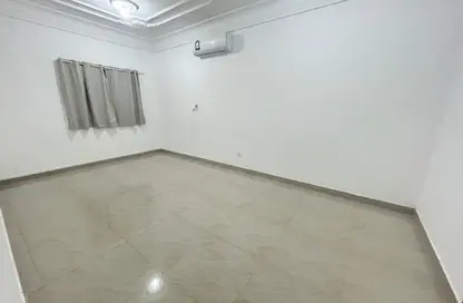 Apartment - 2 Bedrooms - 1 Bathroom for rent in Al Gharrafa - Al Gharrafa - Doha