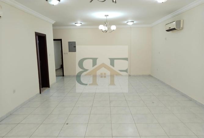 1004826 - Property Image 2