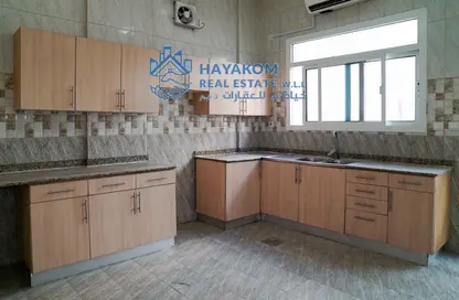 Compound - 5 Bedrooms - 4 Bathrooms for rent in Bab Al Rayyan - Muraikh - AlMuraikh - Doha