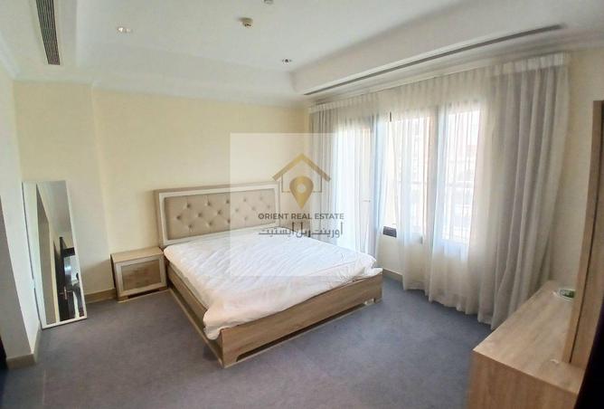 999432 - Property Image 3