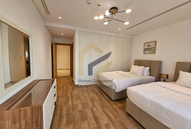 963267 - Property Main Image