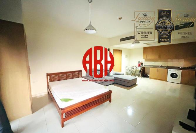 969461 - Property Image 3