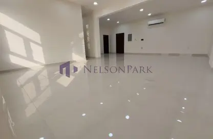 شقة - 3 غرف نوم - 3 حمامات للايجار في شارع الوعب - الوعب - الدوحة