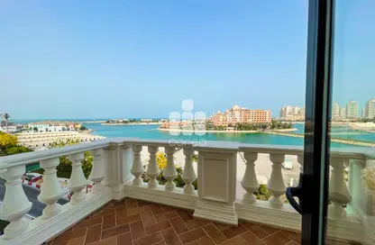 Apartment - 3 Bedrooms - 4 Bathrooms for rent in Carnaval - Qanat Quartier - The Pearl Island - Doha