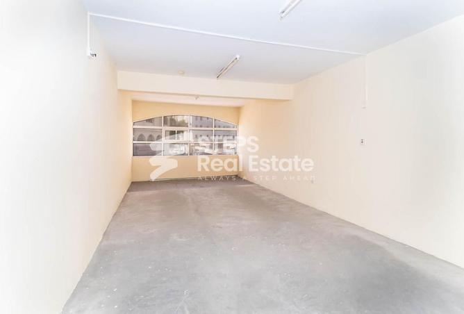 951164 - Property Image 3