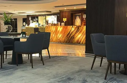 Hotel Apartments - 3 Bedrooms - 3 Bathrooms for rent in Saraya Corniche Hotel - Corniche Road - Doha