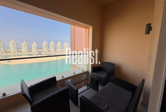 978956 - Property Image 2