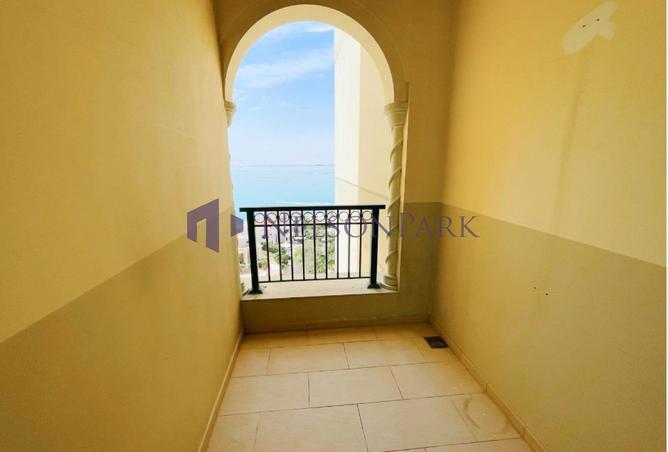 996864 - Property Image 3