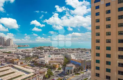 Apartment - 1 Bedroom - 2 Bathrooms for rent in Tower 22 - Porto Arabia - The Pearl Island - Doha