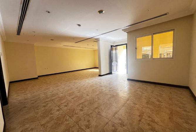 997840 - Property Image 2