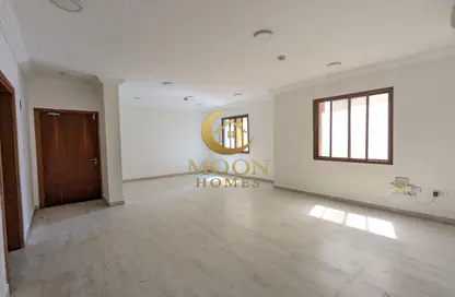 Apartment - 2 Bedrooms - 2 Bathrooms for rent in Al Mansoura - Doha