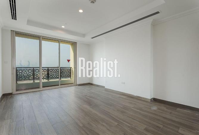 950349 - Property Image 2