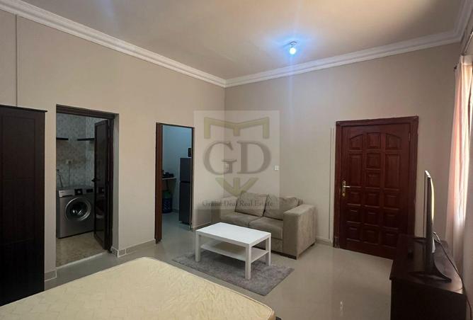 944074 - Property Image 3
