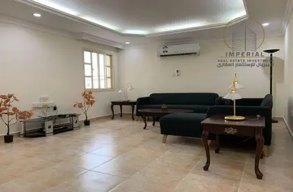 شقة - 2 غرف نوم - 2 حمامات للبيع في 28  نجمة - شارع ابن درهم - نجمة - الدوحة