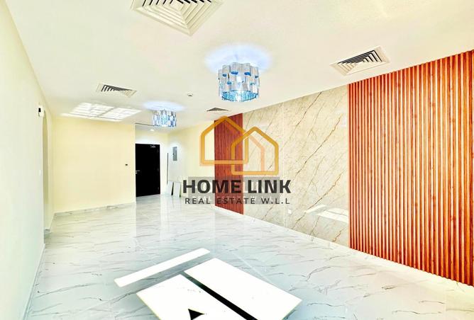 1004254 - Property Image 3