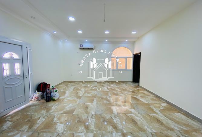 976864 - Property Main Image