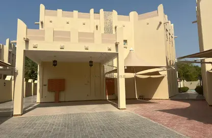 فيلا - 3 غرف نوم - 3 حمامات للايجار في شارع بحيرة الخليج الغربي - بحيرة وست لاجون - الدوحة