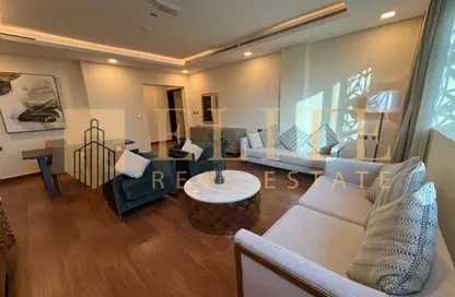 Apartment - 3 Bedrooms - 4 Bathrooms for rent in Giardino Gardens - Giardino Villas - The Pearl Island - Doha