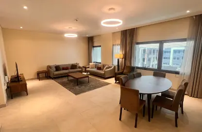 Apartment - 3 Bedrooms - 5 Bathrooms for rent in West Walk - Al Waab - Doha