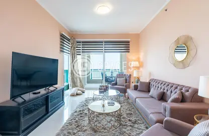 Living Room image for: Apartment - 2 Bedrooms - 3 Bathrooms for sale in Viva East - Viva Bahriyah - The Pearl Island - Doha, Image 1