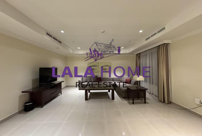 890418 - Property Image 2