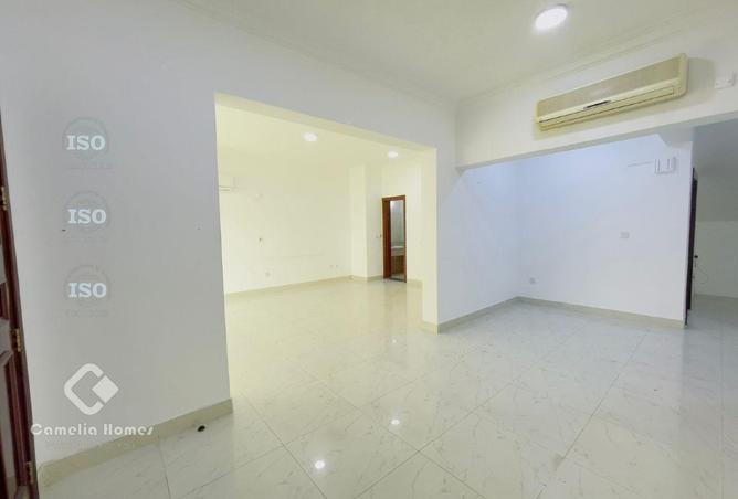 1003446 - Property Image 3