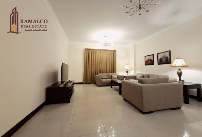 954062 - Property Image 2