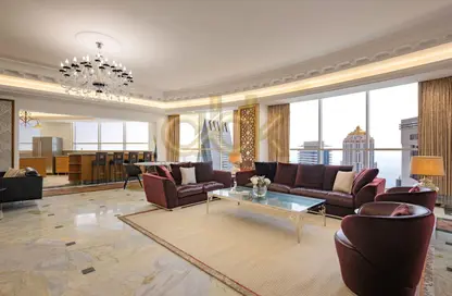 Apartment - 4 Bedrooms - 5 Bathrooms for rent in West Bay Tower - West Bay - West Bay - Doha
