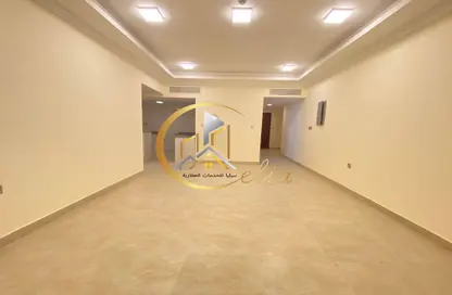 Apartment - 2 Bedrooms - 3 Bathrooms for rent in Al Mansoura - Al Mansoura - Doha
