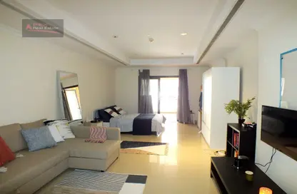 Apartment - Studio - 1 Bathroom for rent in Tower 13 - Porto Arabia - The Pearl Island - Doha