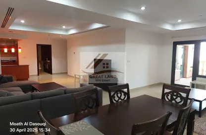 Apartment - 2 Bedrooms - 3 Bathrooms for rent in Tower 16 - Porto Arabia - The Pearl Island - Doha