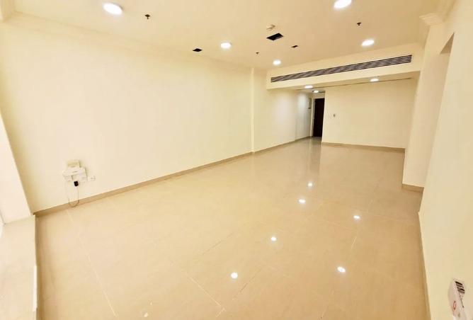 989978 - Property Image 3