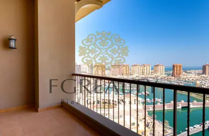Apartment - 2 Bedrooms - 2 Bathrooms for rent in West Porto Drive - Porto Arabia - The Pearl Island - Doha