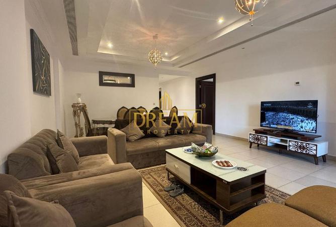 976363 - Property Image 2