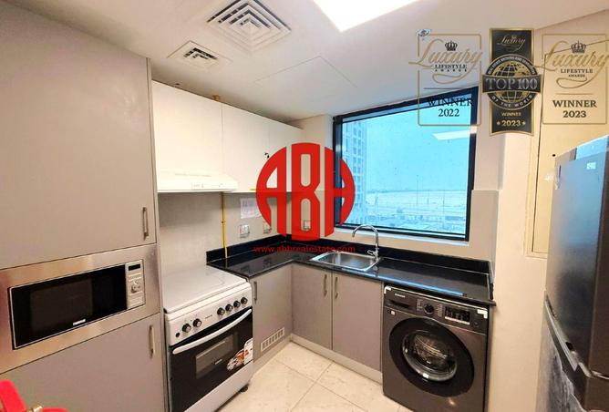 982559 - Property Image 2