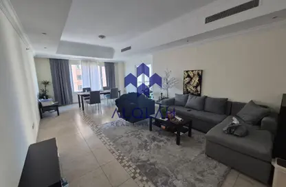 Apartment - 2 Bedrooms - 3 Bathrooms for rent in West Porto Drive - Porto Arabia - The Pearl Island - Doha
